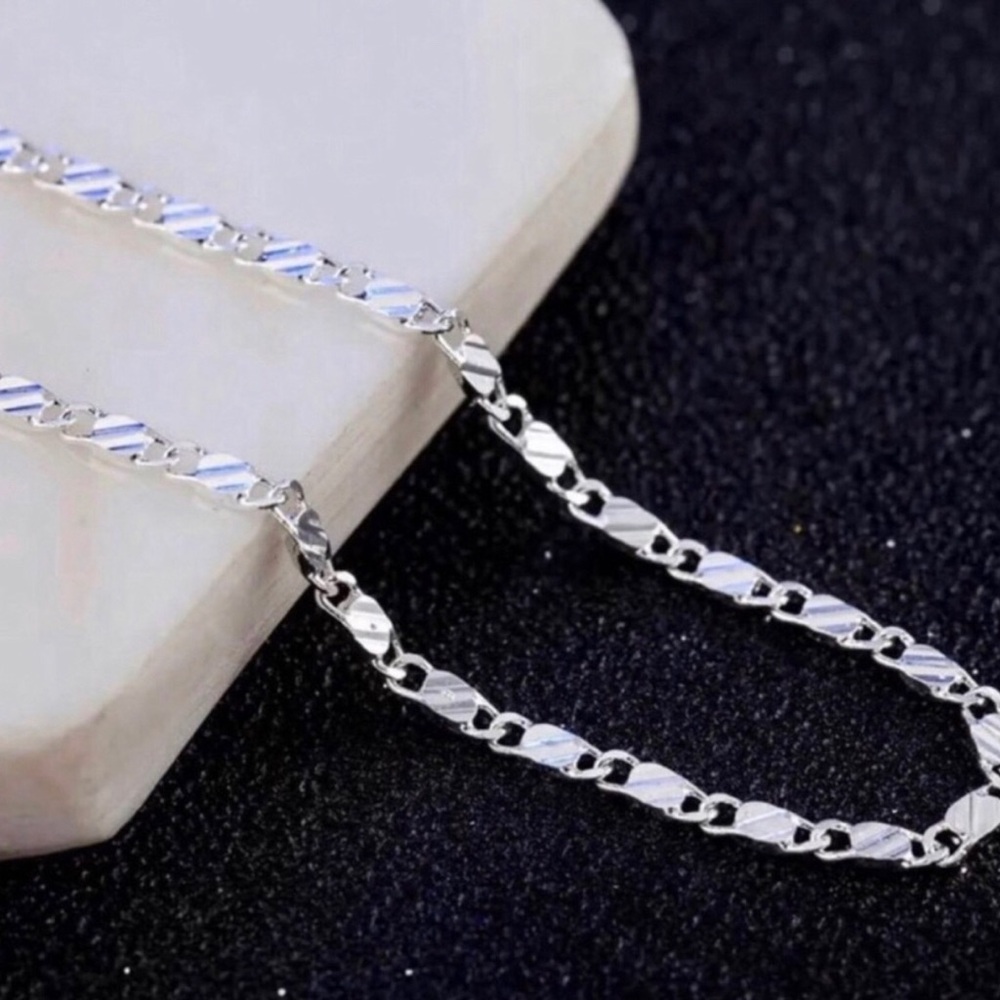 22” Sterling Silver Twisted Figaro Chain Necklace